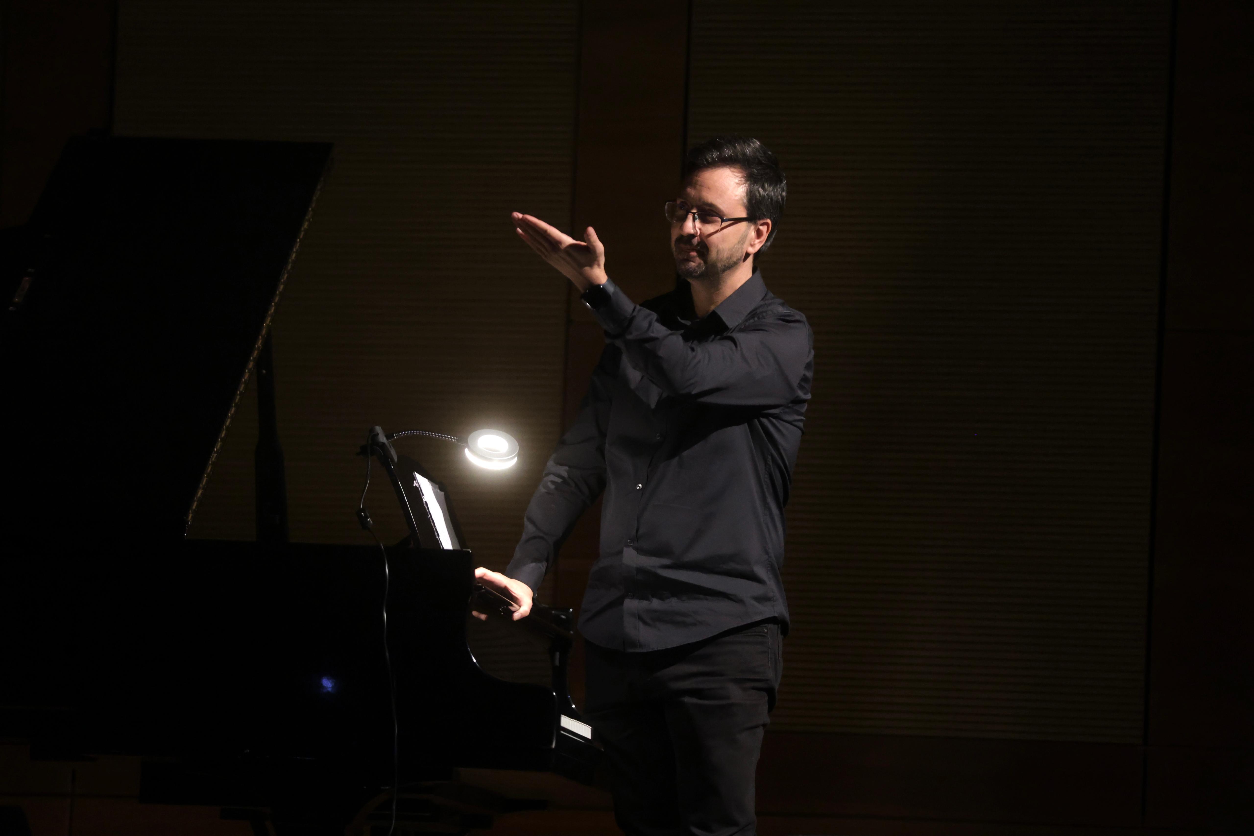 Raul Olivar - Presentación Mares y Lunas - Auditorio Miguel Delibes