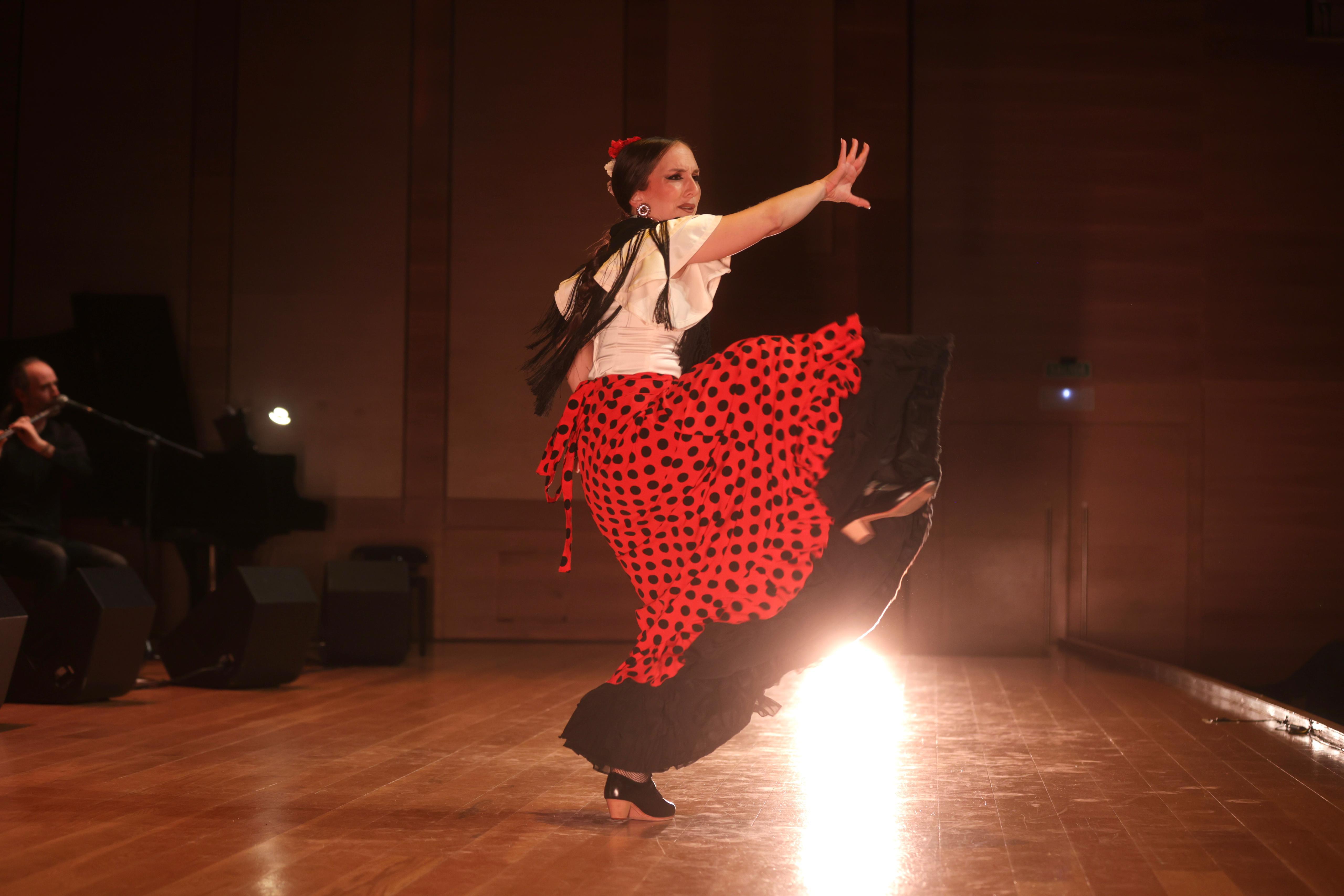 Raul Olivar - Presentación Mares y Lunas - Auditorio Miguel Delibes